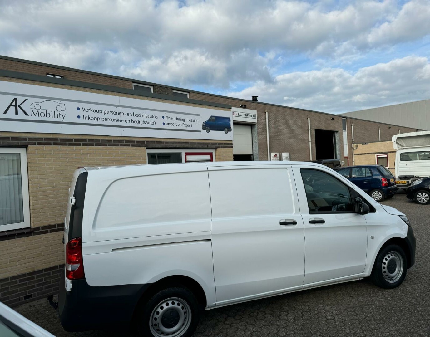 Mercedes-Benz-Vito-3